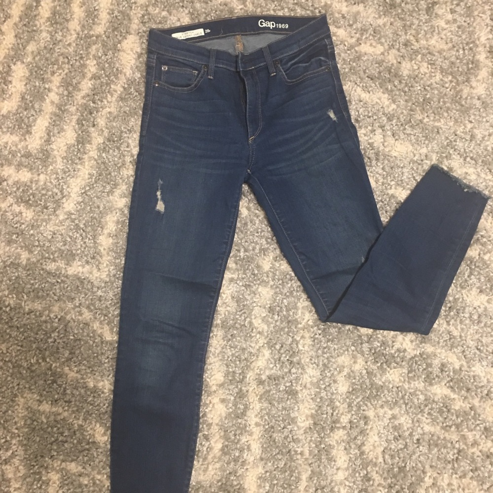 GAP stretch true skinny ankle jeans
